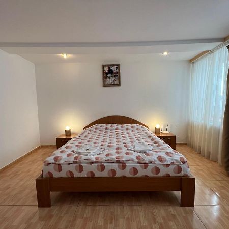 Appartement Studio La Turn à Sibiu Extérieur photo