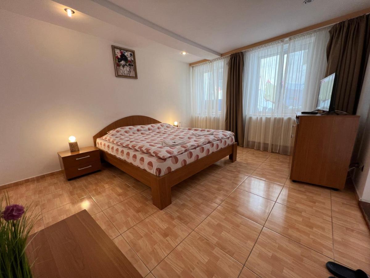 Appartement Studio La Turn à Sibiu Extérieur photo